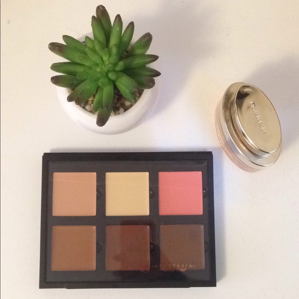 Anastasia Beverly Hills Cream Contour Kit